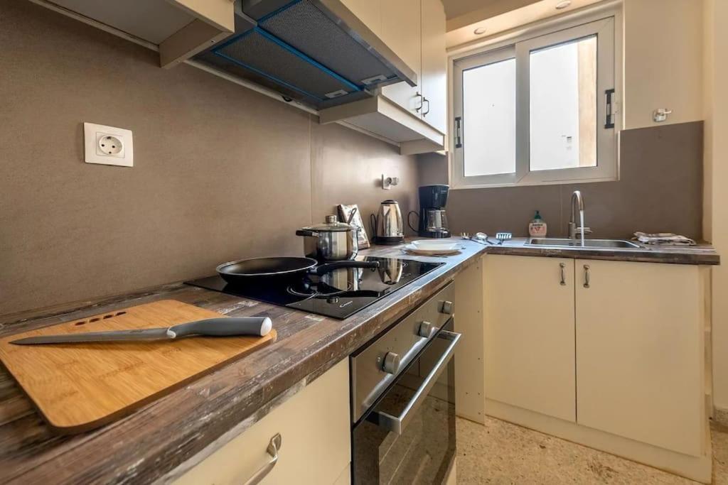 Kerameikos 2 Bedroom Apartment Афіни Екстер'єр фото