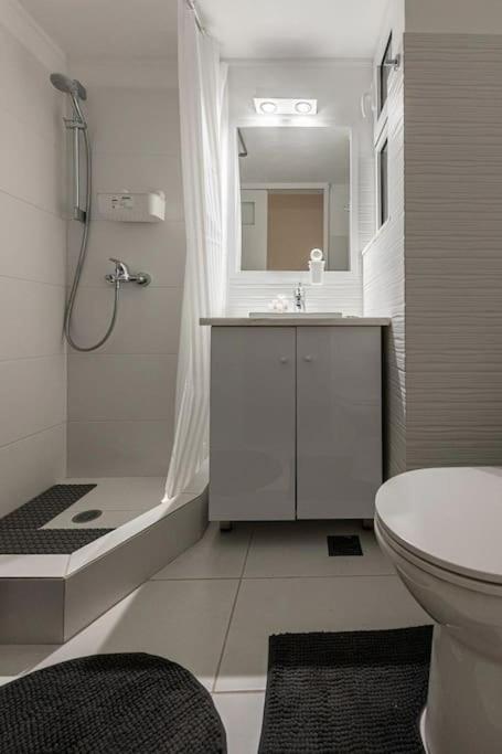 Kerameikos 2 Bedroom Apartment Афіни Екстер'єр фото