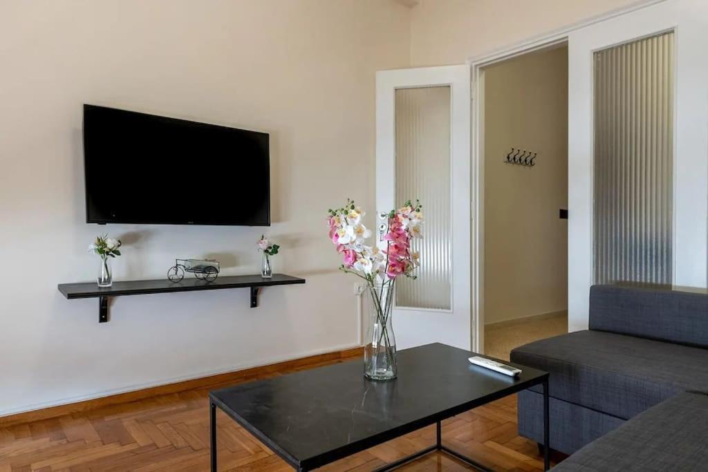 Kerameikos 2 Bedroom Apartment Афіни Екстер'єр фото